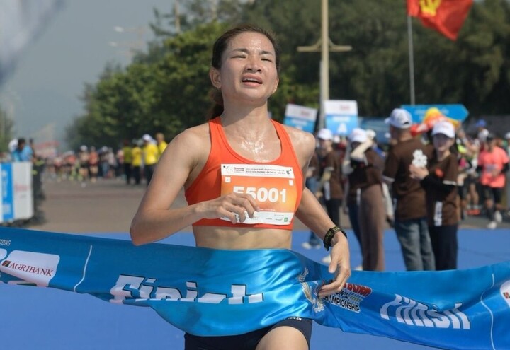 Cuộc Thi Vô Địch Khác Cũng Hấp Dẫn